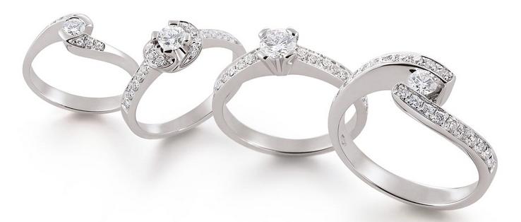 Zásnubní diamantové prsteny