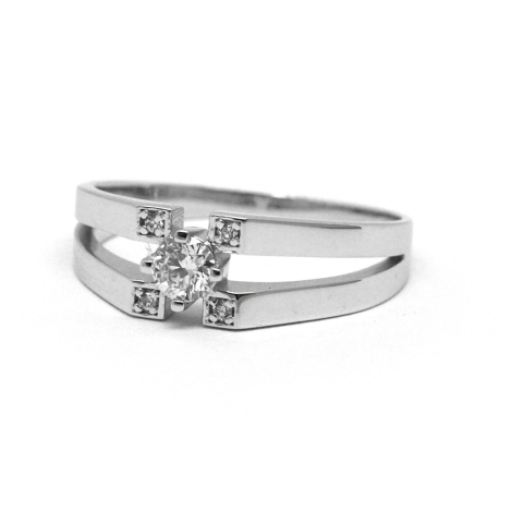 Prsten s diamanty 27880